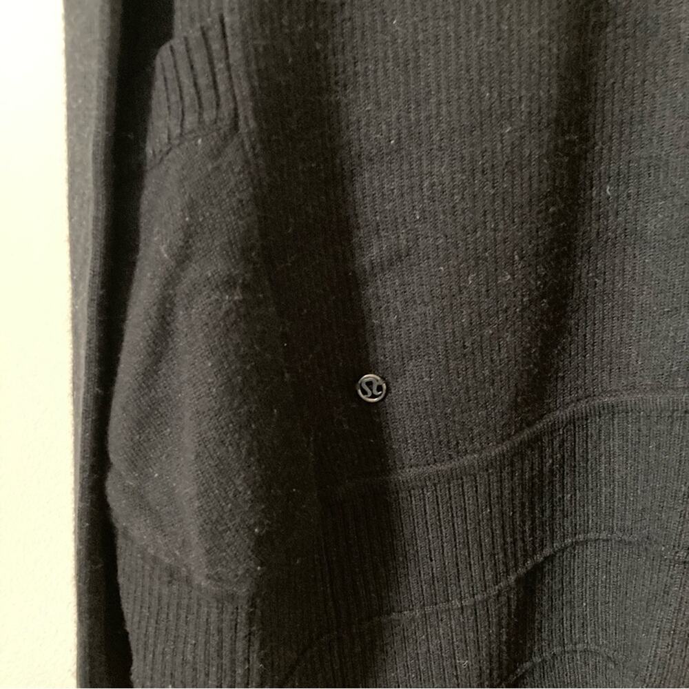 Lululemon Reversible Cardigan Wrap Black Size 6 - Picture 10 of 15